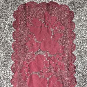 Red Fruit Lace Table Runner 34"x16" Apple Pear  Grapes Home Decor Dining Room